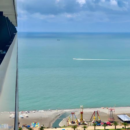 Luxury Orbi City Sea View Aparthotel Batumi Eksteriør billede