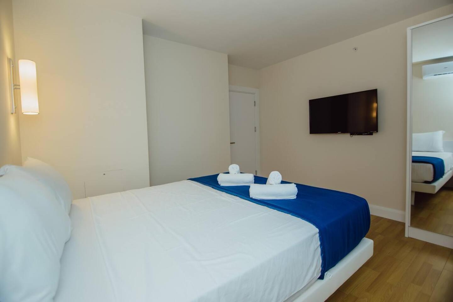 Luxury Orbi City Sea View Aparthotel Batumi Eksteriør billede